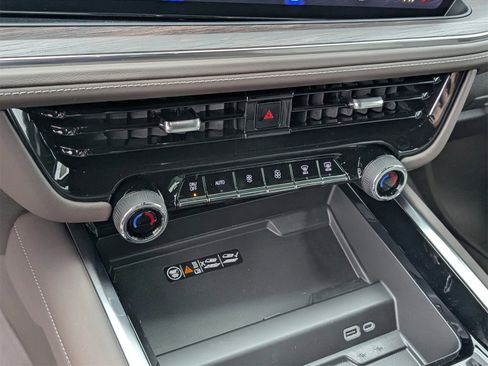 New 2026 Chevrolet Suburban LT w/ Comfort Package image 11