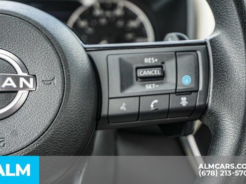 Used 2023 Nissan Rogue SV AWD/4WD image 29
