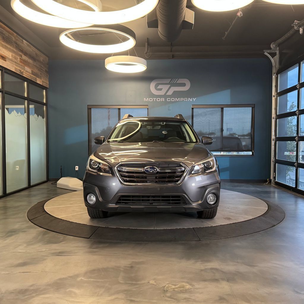 Used 2019 Subaru Outback 2.5i Limited AWD/4WD image 9