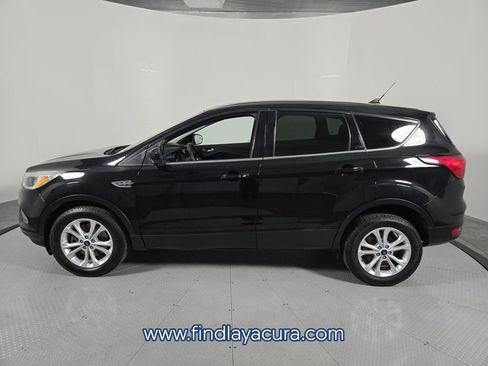 Used 2019 Ford Escape SE image 3