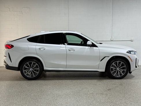 Used 2024 BMW X6 xDrive40i w/ Premium Package AWD/4WD image 7