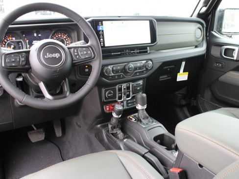 New 2026 Jeep Gladiator Mojave image 20