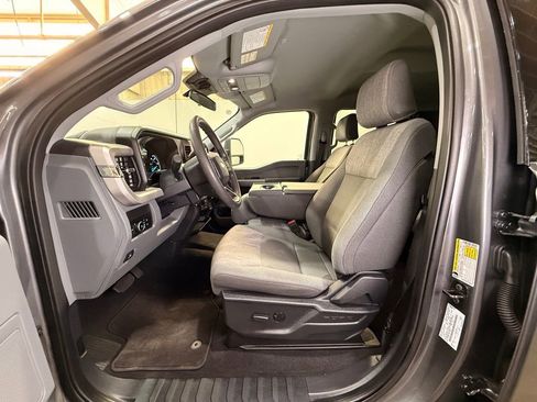 Certified 2025 Ford F250 XLT w/ FX4 Off-Road Package image 16