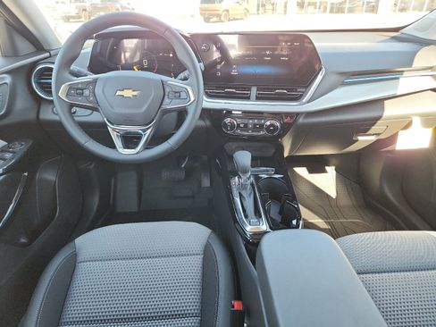 New 2026 Chevrolet Trax LT w/ Driver Confidence Package image 10