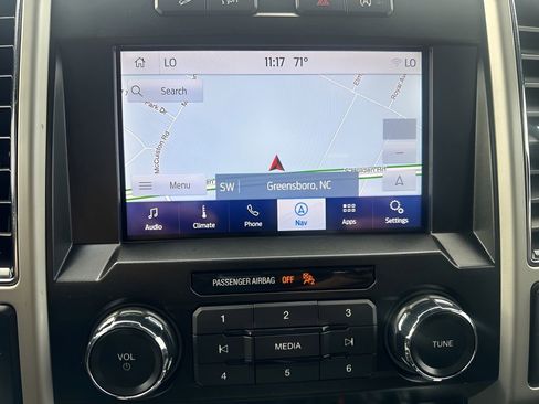 Used 2019 Ford F150 Lariat image 21