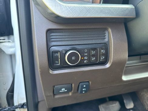 Used 2025 Ford F250 King Ranch w/ Chrome Package AWD/4WD image 12