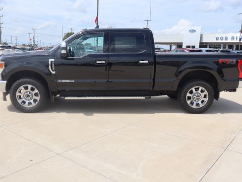 Used 2022 Ford F350 Lariat w/ Lariat Ultimate Package AWD/4WD image 8
