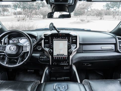Used 2019 RAM 2500 Laramie AWD/4WD image 44