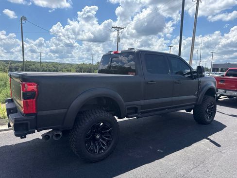 Used 2026 Ford F250 Lariat w/ Black Appearance Package AWD/4WD image 3