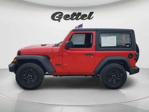 Used 2022 Jeep Wrangler Sport AWD/4WD image 8