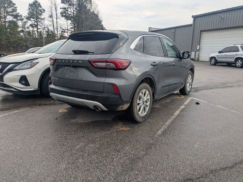Used 2024 Ford Escape Active image 3