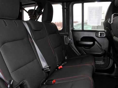 Used 2021 Jeep Wrangler Unlimited Rubicon image 29