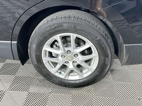 Used 2023 Chevrolet Equinox LT FWD image 38