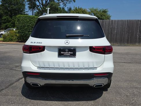 Certified 2022 Mercedes-Benz GLB 250 image 4