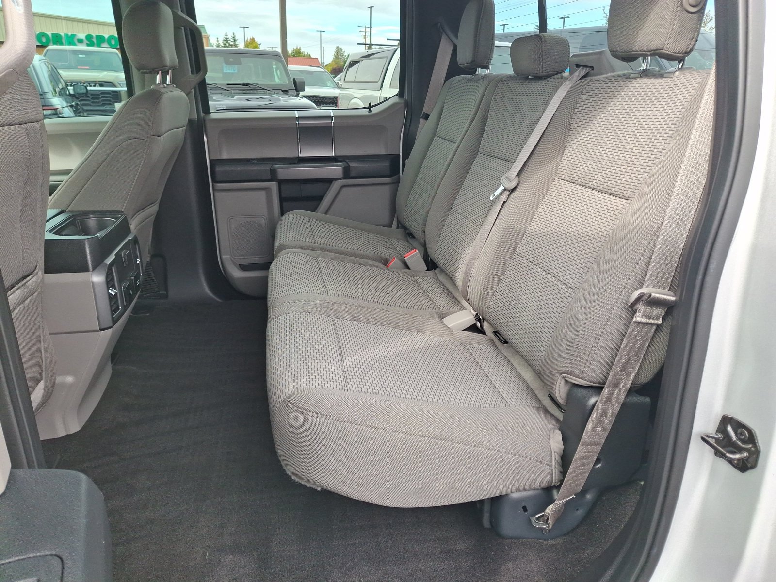 Used 2018 Ford F150 XLT w/ Equipment Group 302A Luxury AWD/4WD image 19