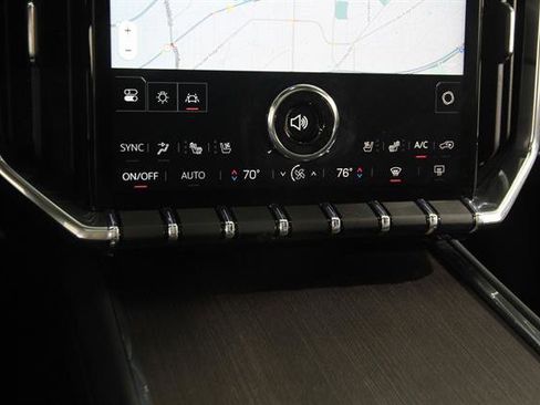 Used 2025 GMC Acadia Denali w/ Super Cruise Package image 15