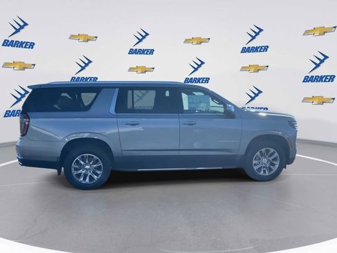 New 2026 Chevrolet Suburban Premier w/ Sun And Tow Package image 9