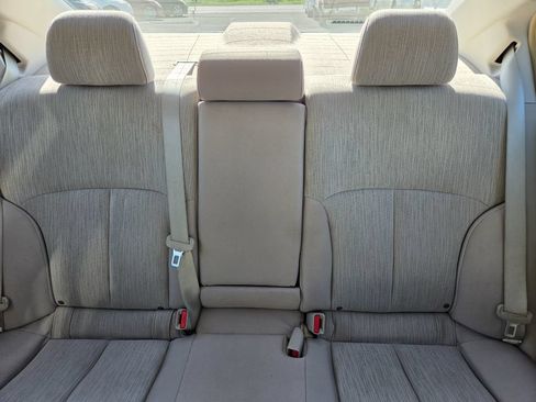 Used 2014 Subaru Legacy 2.5i AWD/4WD image 21