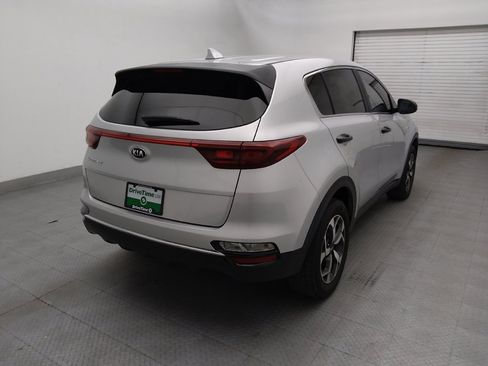 Used 2022 Kia Sportage LX AWD/4WD image 9