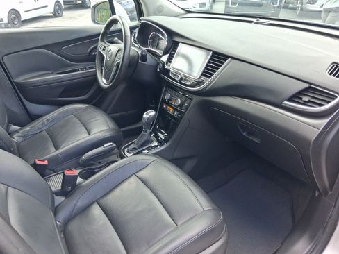 Used 2018 Buick Encore Essence AWD/4WD image 28
