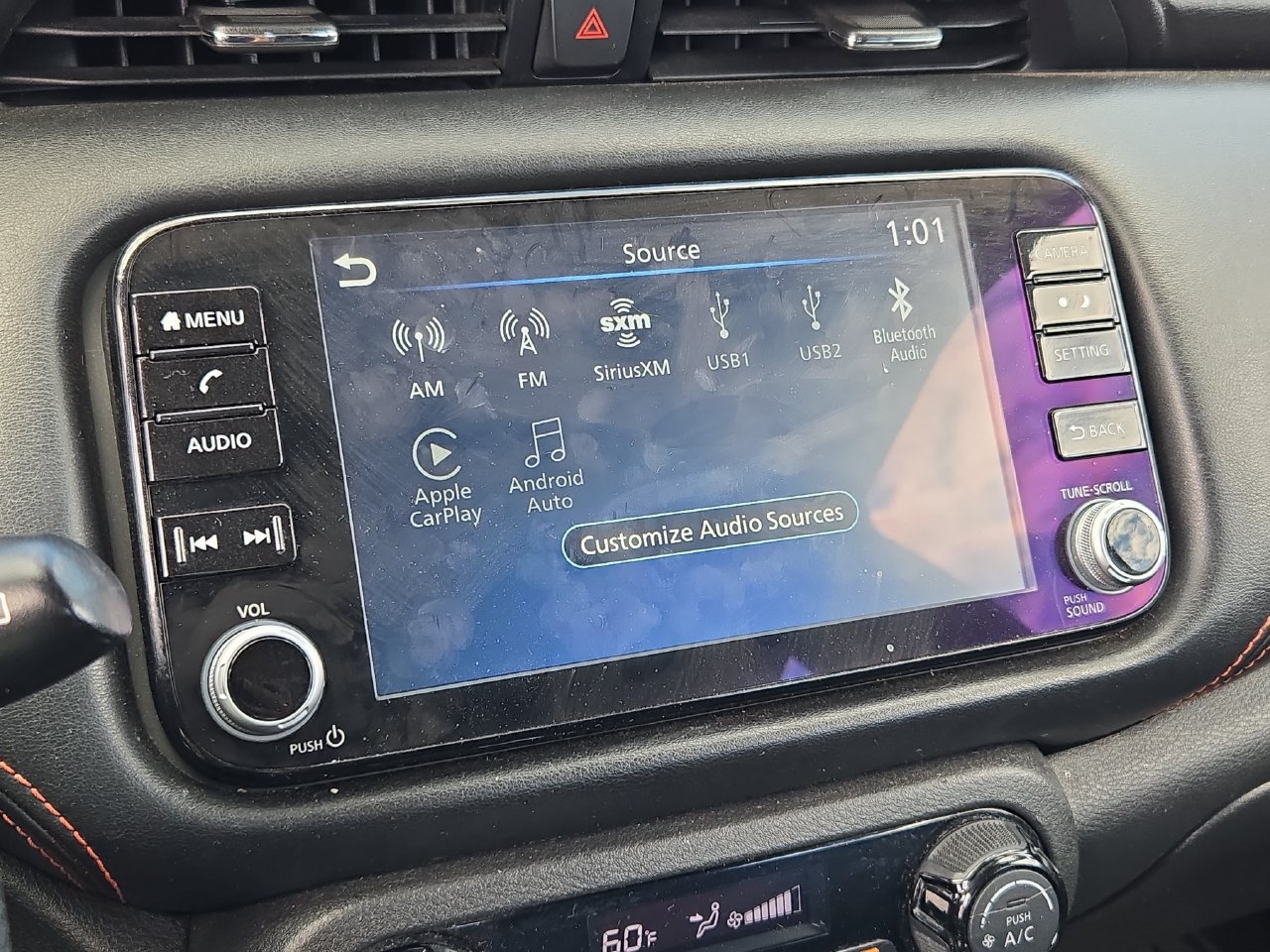 Used 2022 Nissan Kicks SR FWD image 16
