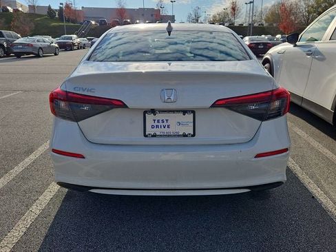 Used 2023 Honda Civic LX image 9