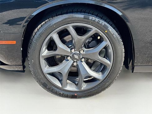 Used 2020 Dodge Challenger SXT w/ Blacktop Package image 29