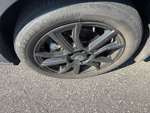 Used 2024 Nissan Kicks SV w/ Interior Electronics Package FWD image 9