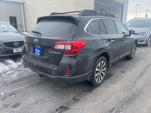 Used 2015 Subaru Outback 2.5i Limited image 9