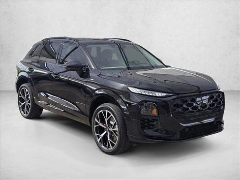 New 2026 Audi Q3 quattro 2.0T AWD/4WD image 3