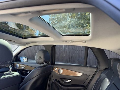 Used 2018 Mercedes-Benz GLC 350e 4MATIC image 28