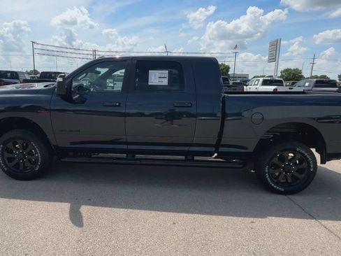 Used 2025 RAM 2500 Laramie w/ Night Edition AWD/4WD image 5