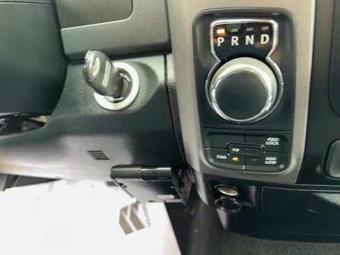 Used 2016 RAM 1500 Express AWD/4WD image 12
