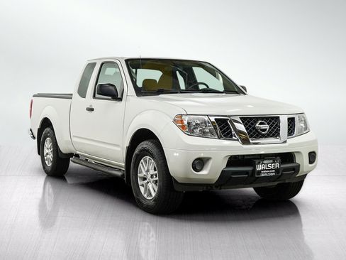 Used 2019 Nissan Frontier SV AWD/4WD image 7