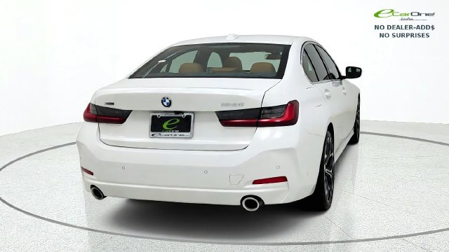 Used 2025 BMW 330i xDrive Sedan AWD/4WD image 8