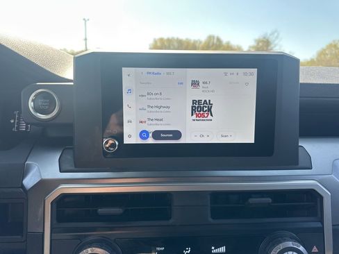 Used 2025 Toyota 4Runner SR5 image 19