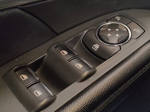 Used 2016 Ford Explorer Sport image 27