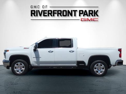 Used 2023 Chevrolet Silverado 2500 LTZ AWD/4WD image 6