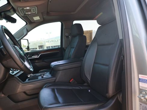 Used 2025 GMC Sierra 3500 Denali w/ Denali Reserve Package AWD/4WD image 22