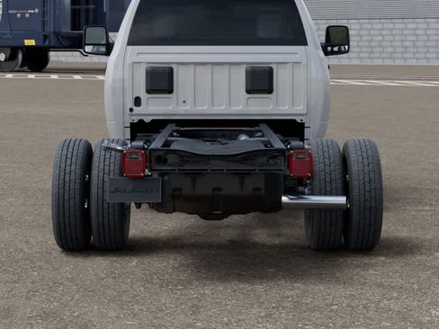 New 2026 RAM 3500 Tradesman w/ Chrome Appearance Group A AWD/4WD image 13