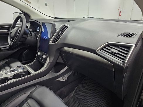 Used 2024 Ford Edge SEL w/ Convenience Package AWD/4WD image 11
