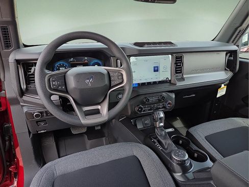 New 2026 Ford Bronco 2-Door w/ Sasquatch Package AWD/4WD image 11
