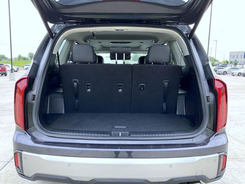 Used 2025 Kia Telluride S AWD/4WD image 24