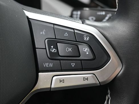 Used 2024 Volkswagen Taos S AWD/4WD image 17
