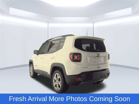 Used 2023 Jeep Renegade Limited w/ Sun/Sound Group AWD/4WD image 5