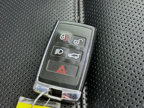 Used 2020 Jaguar E-PACE AWD/4WD image 42