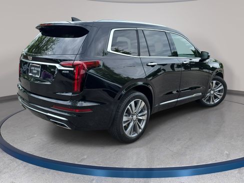 Used 2023 Cadillac XT6 Premium Luxury FWD image 5