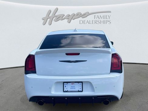 Used 2023 Chrysler 300 C RWD image 4
