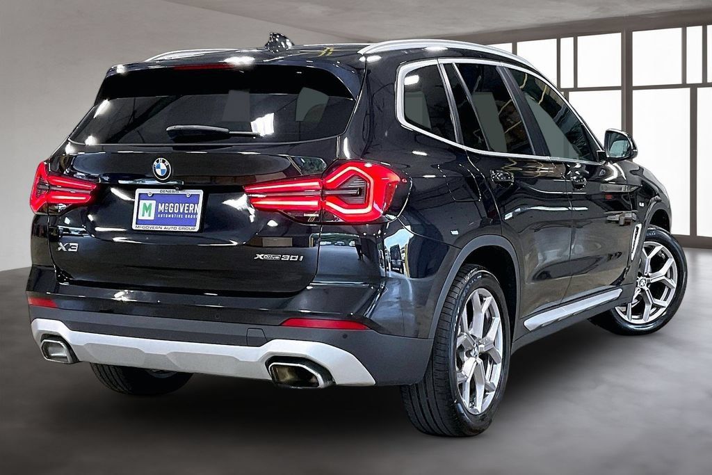 Used 2022 BMW X3 xDrive30i w/ Premium Package 2 AWD/4WD image 7