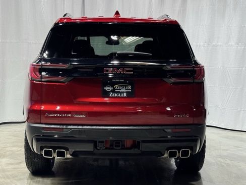 Used 2024 GMC Acadia AT4 image 5